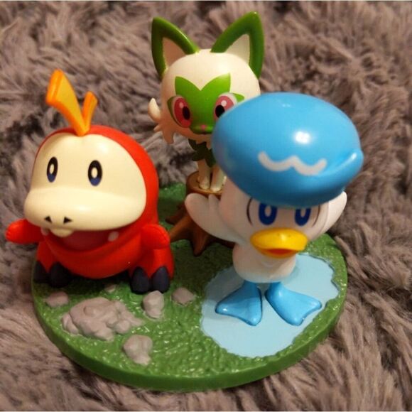 Pokemon Nintendo Figurines - Picture 1 of 3